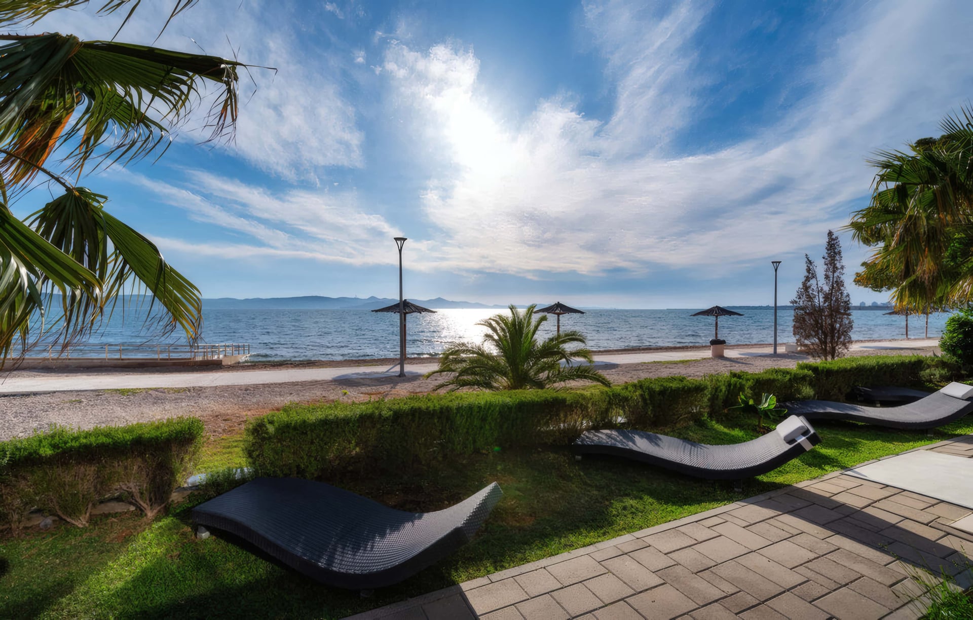 Direkt am Sandstrand – Ferienwohnung Bibinje mit Gartenblick auf die Adria